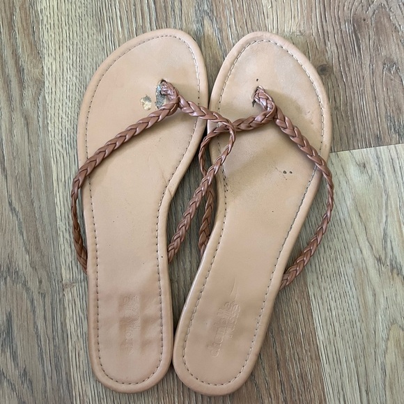 Charlotte Russe Brown and Tan Braided Sandals - Picture 1 of 2